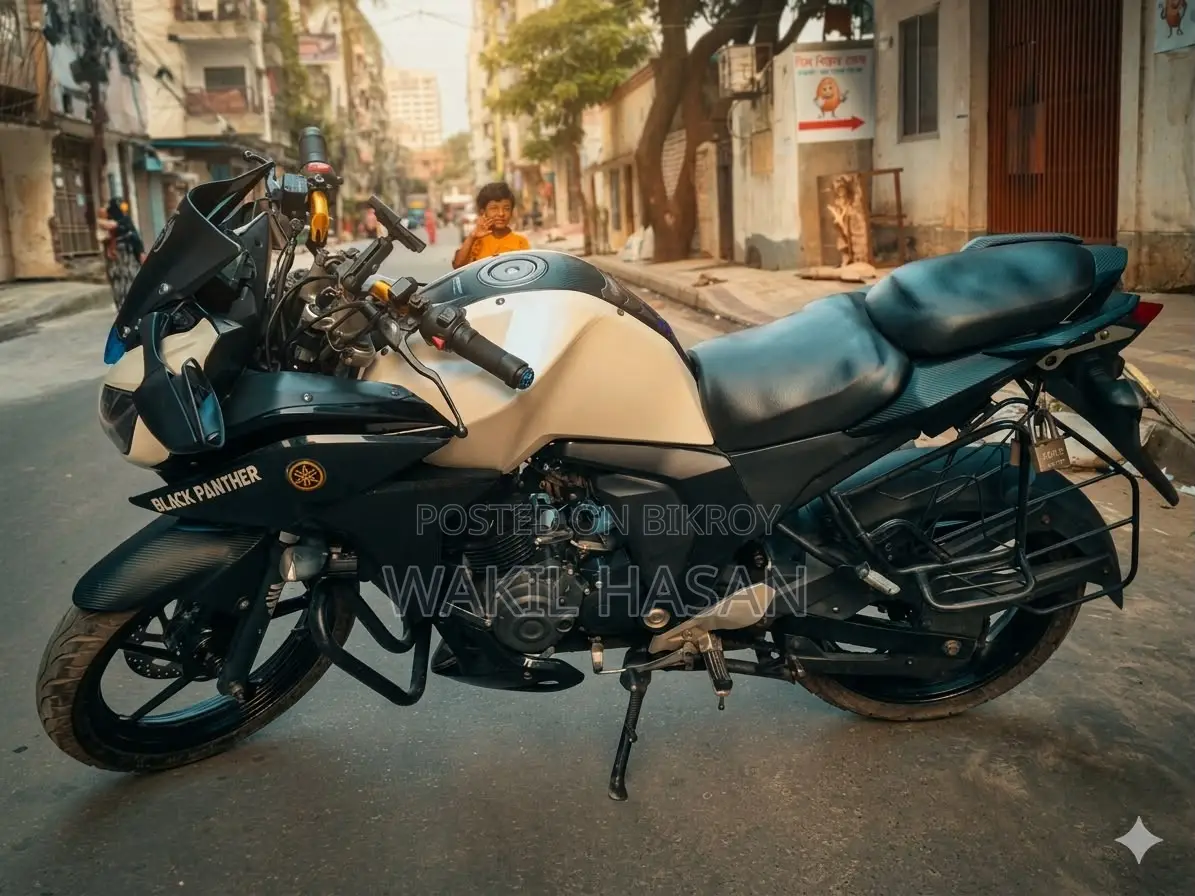 Yamaha 2021 Black