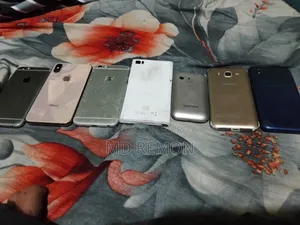 অ্যাপল আইফোন এক্সএস ৬৪ জিবি রোজ গোল্ড