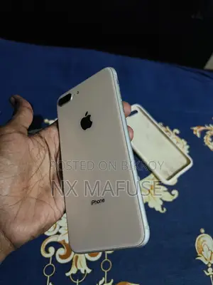 Apple iPhone 8 Plus 64 GB White