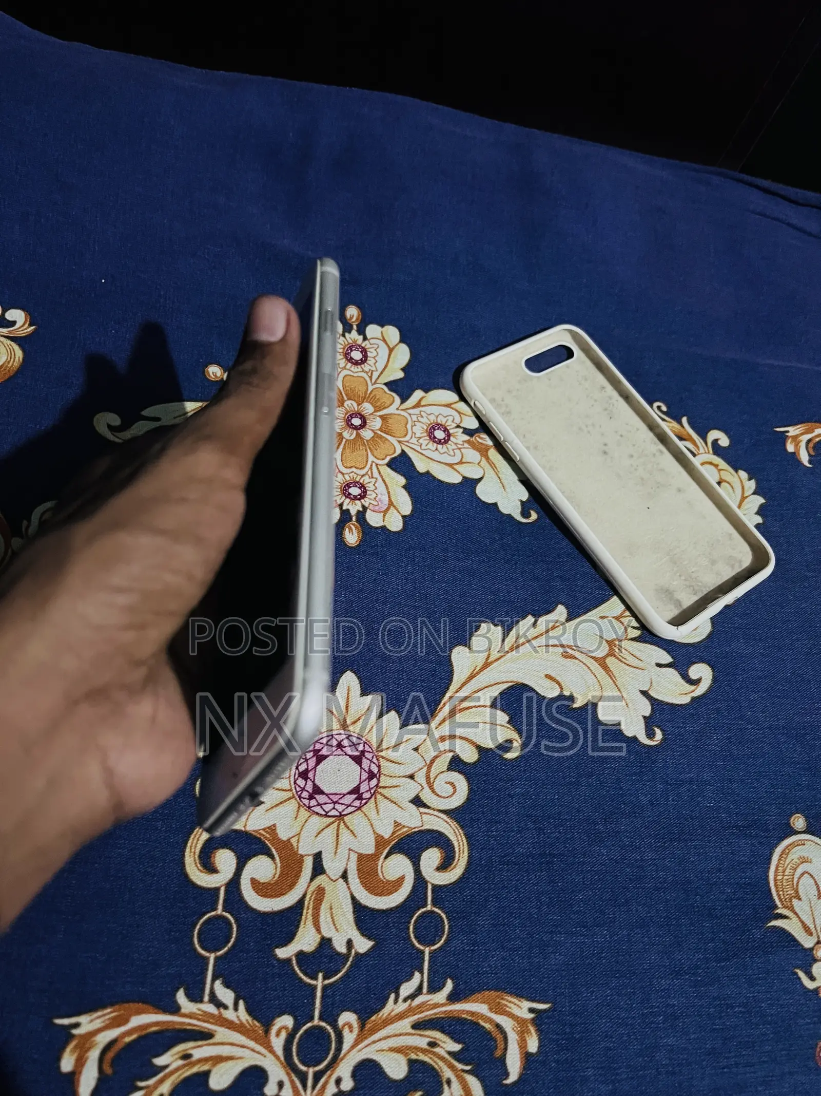 Apple iPhone 8 Plus 64 GB White