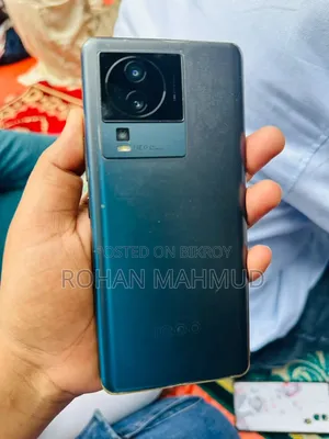 iQOO 256 GB Blue