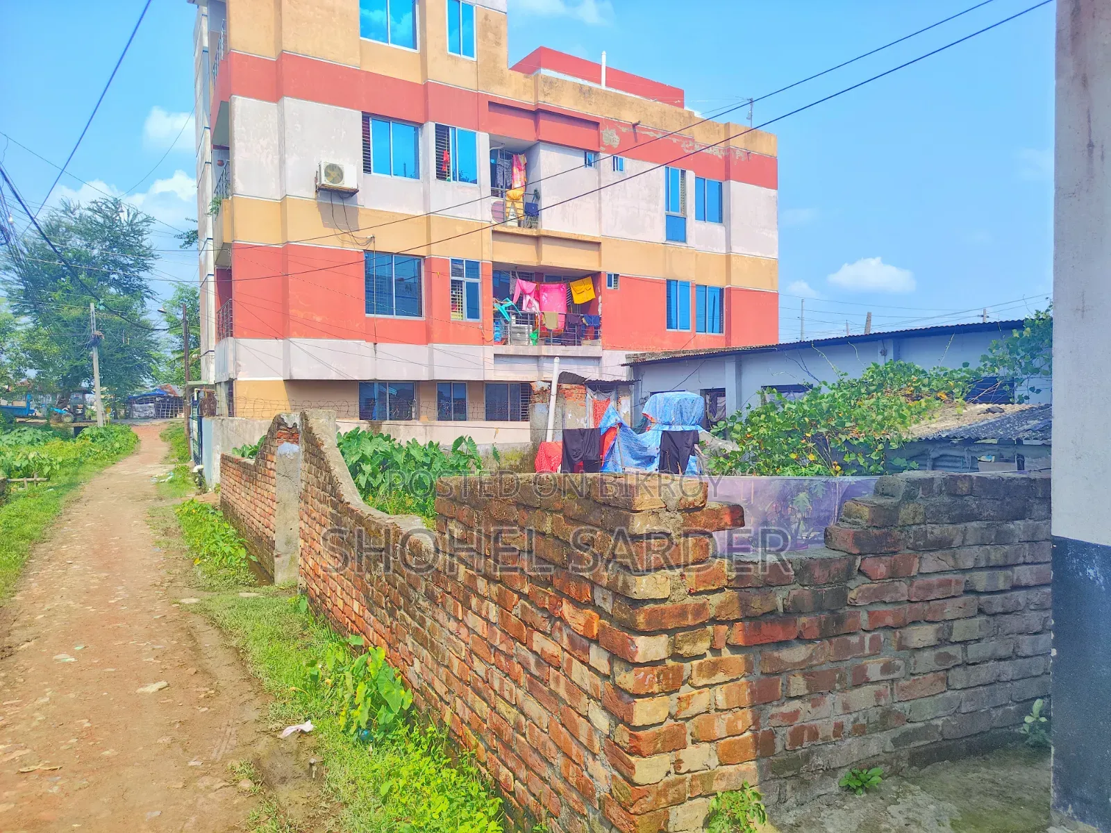 সোহেল সরদার, সোনাডাঙ্গায় সাজানো ৫ শতকের বাড়ি বিক্রয়ের জন্য