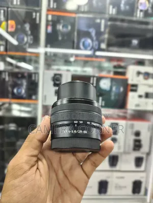Sony 28-60mm FE Lens