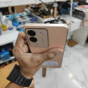 Vivo 128 GB Rose Gold