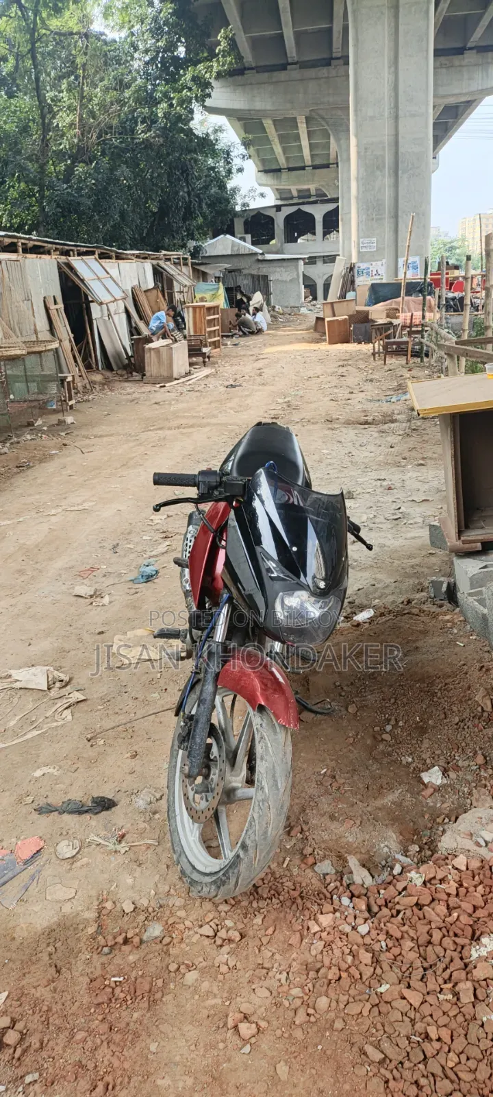 Bajaj Pulsar 150 2012 Red