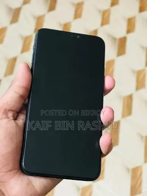Apple iPhone 11 Pro Max 64 GB Green