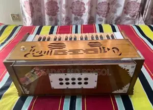 ফ্রেশ কোয়ালিটি ৩৭ রিড হারমোনিয়াম বিক্রয়ের জন্য