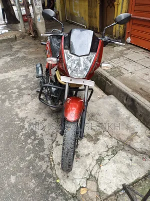 Mahindra Centuro 2015 Red