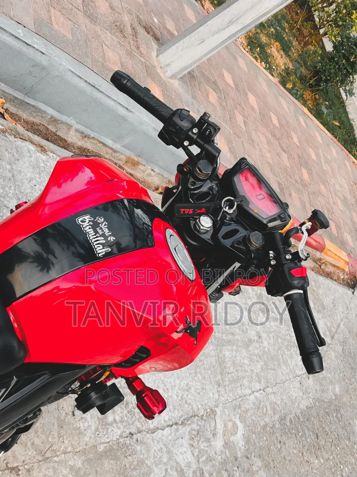 TVS Apache 160 4V 2019 Red