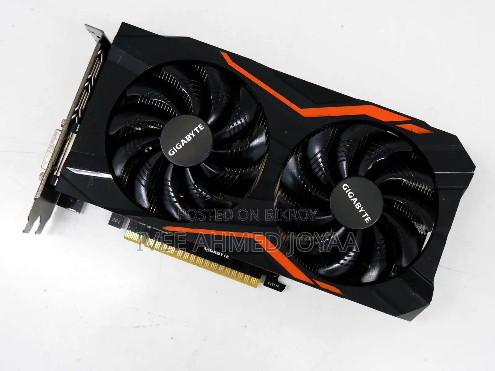 Gigabyte GB-BNi7G4-1050Ti 8GB Intel Core i5 HDD+SSD 256GB
