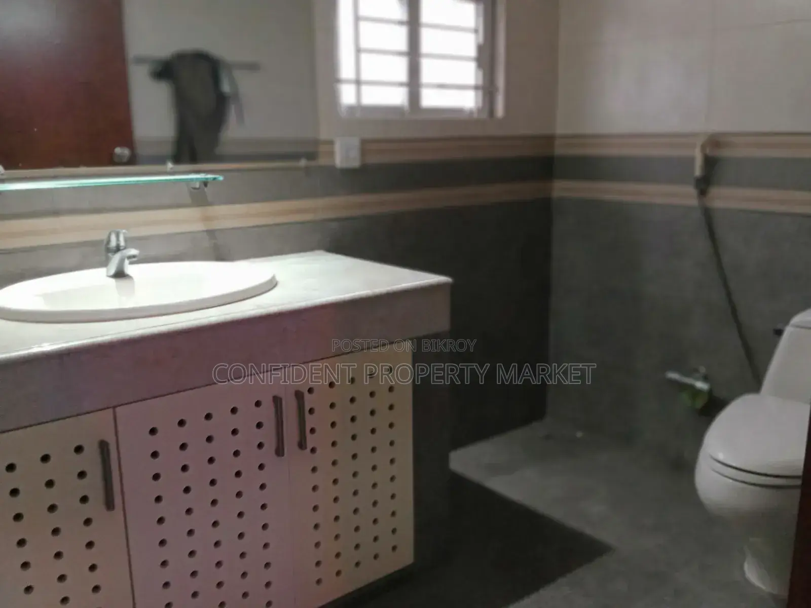3-bedroom Apartment in Gulshan for Rent