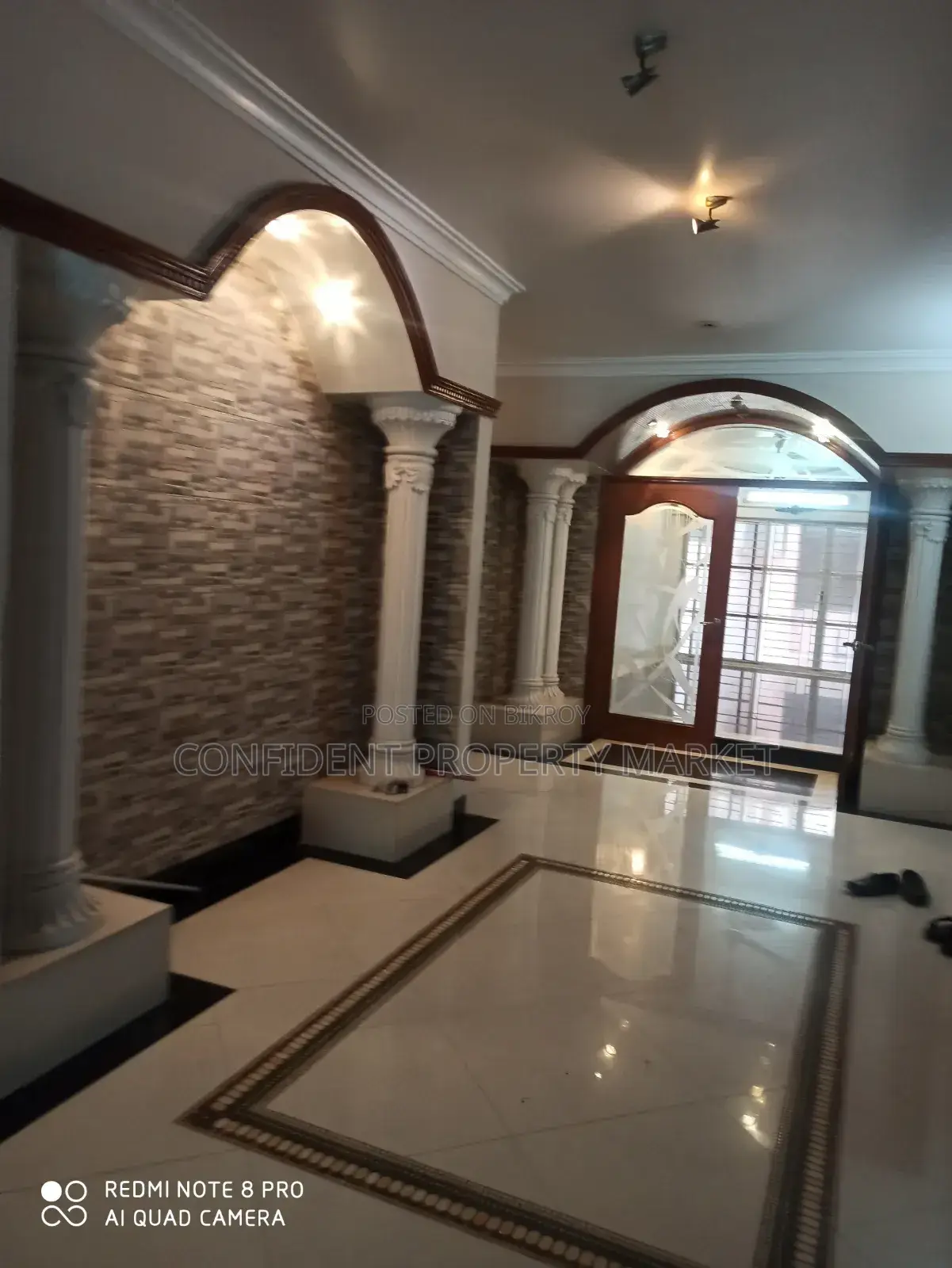 4-bedroom Apartment in Gulshan for Rent