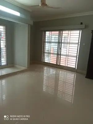 4-bedroom Apartment in Gulshan for Rent