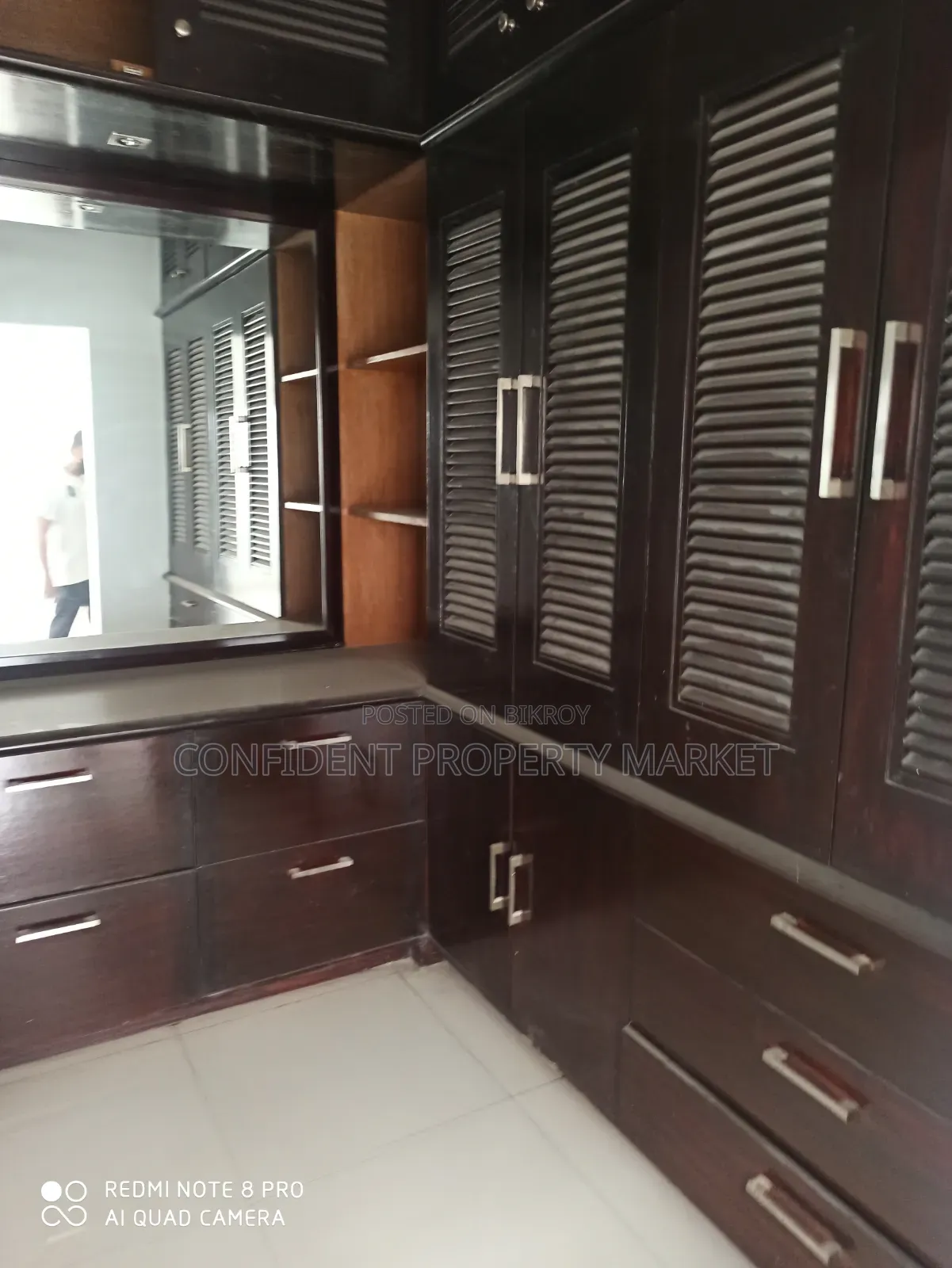 4bdrm Apartment in Gulshan for Rent