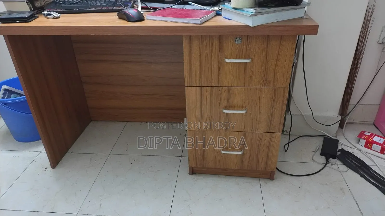 Reading Table