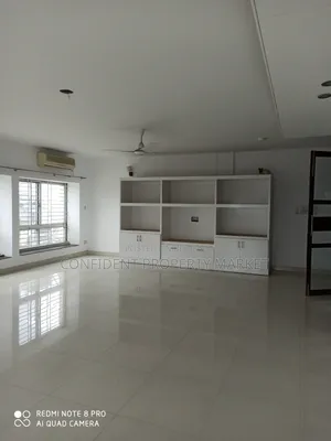 4-bedroom Apartment in Gulshan for Rent