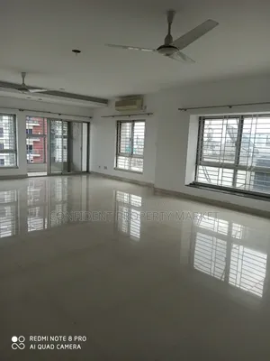 4-bedroom Apartment in Gulshan for Rent