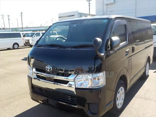 Toyota HiAce 2021 Black