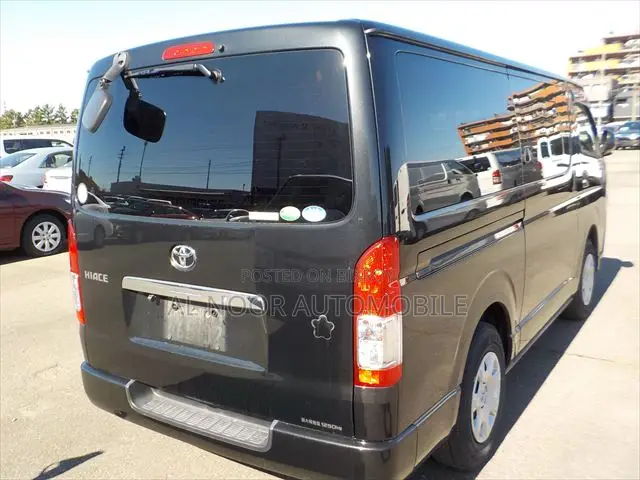 Toyota HiAce 2021 Black