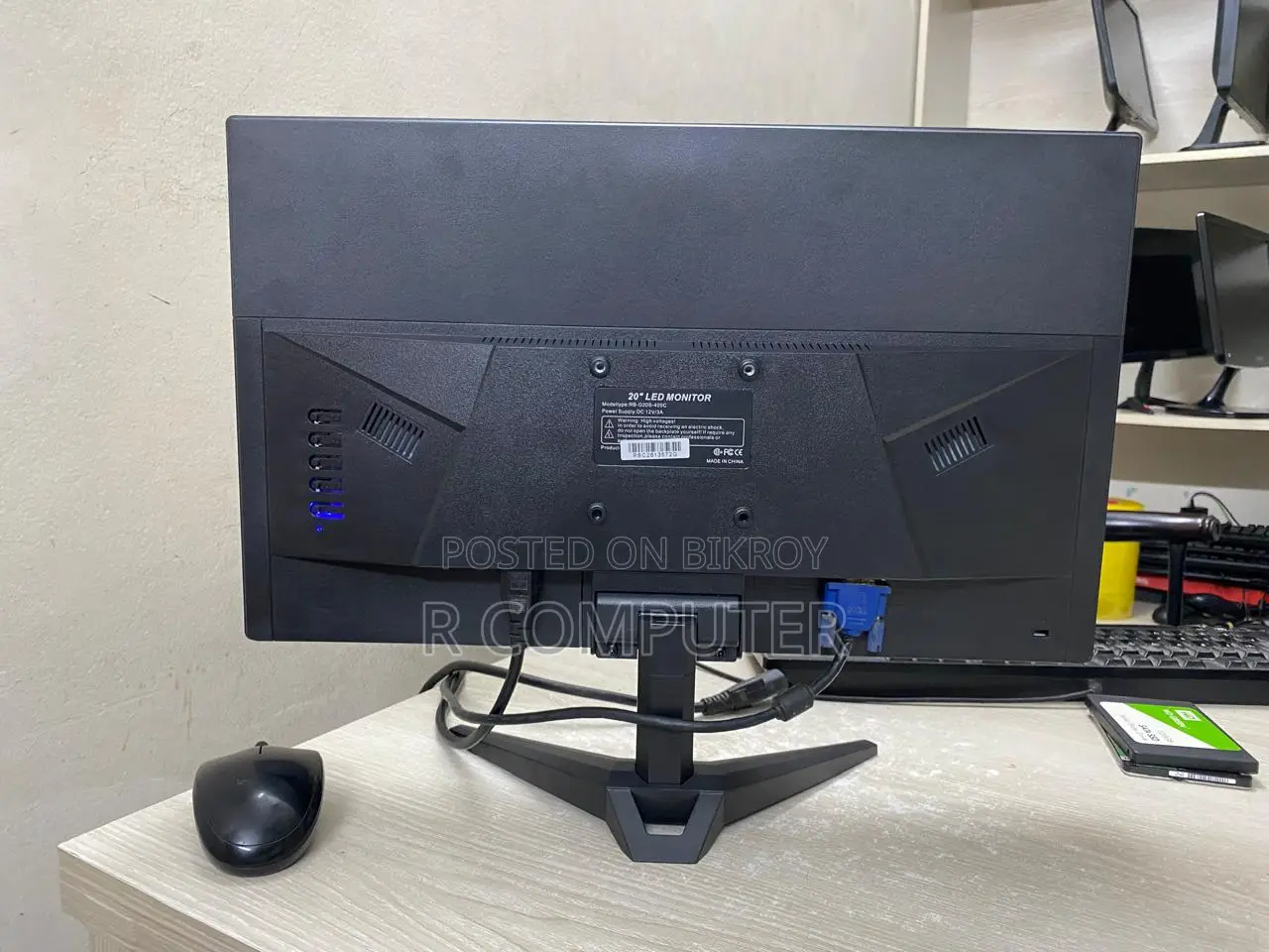 Gigasonic Rb-G20s-400c 20 Inch HD LED Monitor