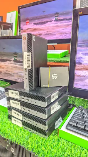 Desktop Computer HP EliteDesk 705 8GB AMD Ryzen 5 SSD 128GB