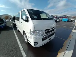 Toyota HiAce 2023 White
