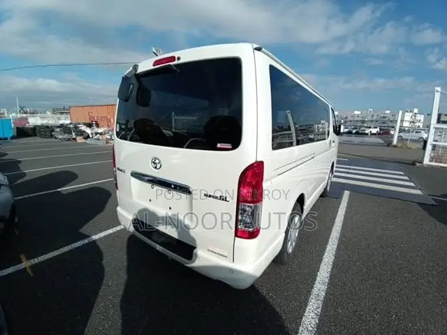 Toyota HiAce 2023 White
