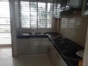 গুলশানে ভাড়ার জন্য ফার্নিশড ৩ বেডরুমের অ্যাপার্টমেন্ট