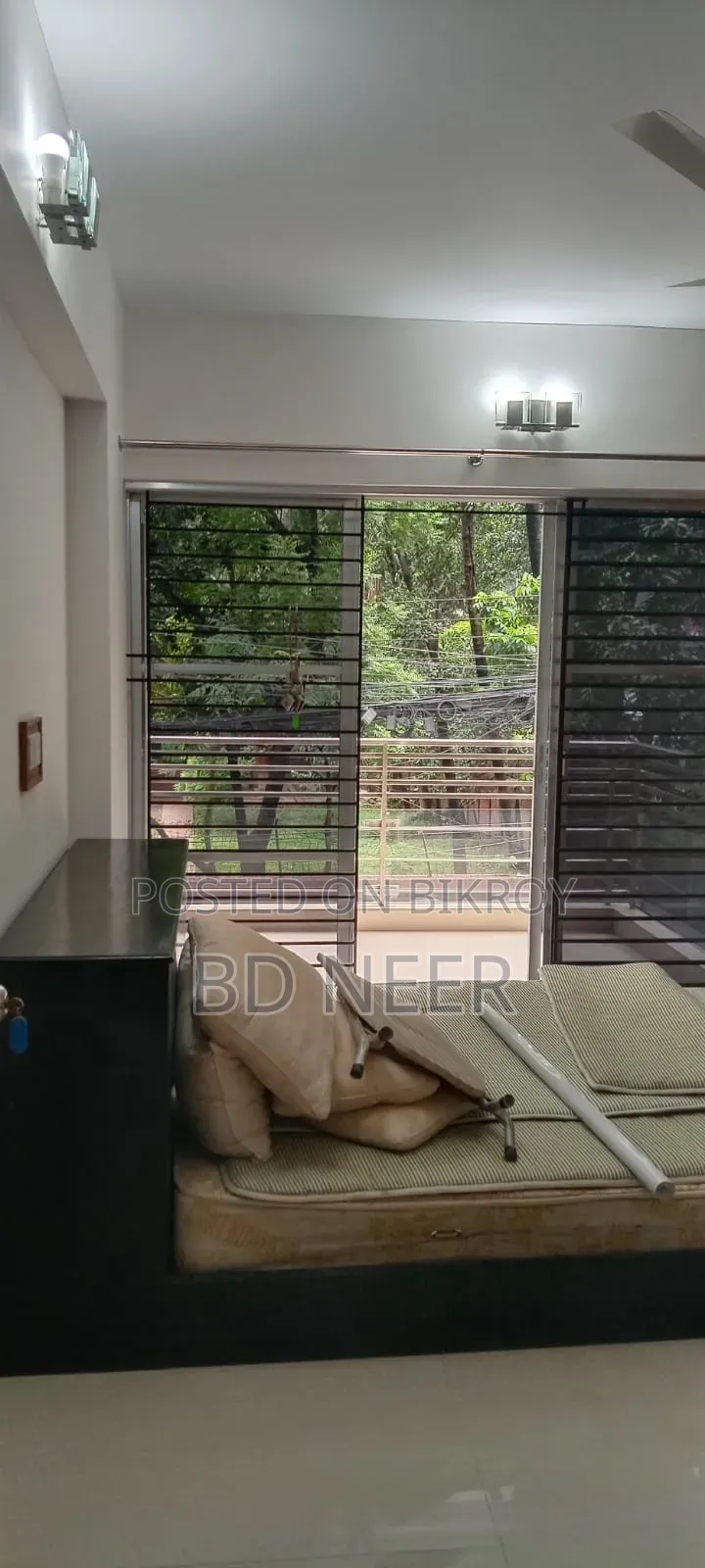 গুলশানে ভাড়ার জন্য ফার্নিশড ৩ বেডরুমের অ্যাপার্টমেন্ট