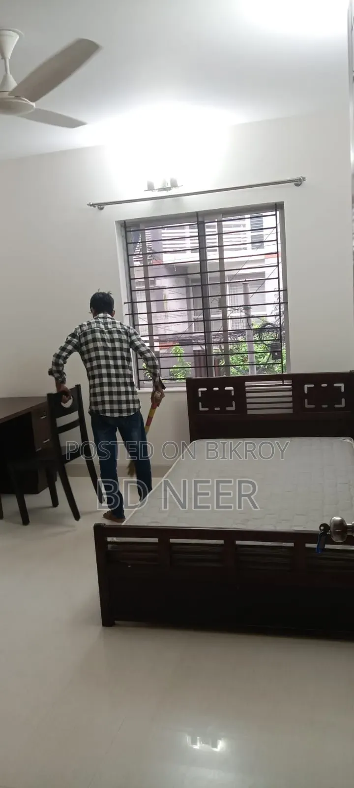 গুলশানে ভাড়ার জন্য ফার্নিশড ৩ বেডরুমের অ্যাপার্টমেন্ট