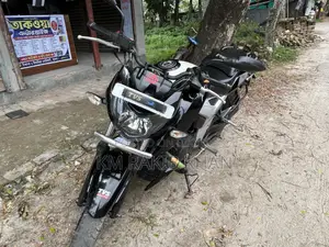 নতুন টিভিএস অ্যাপাচি ১৬০ ৪ভি ২০১৯ কালো