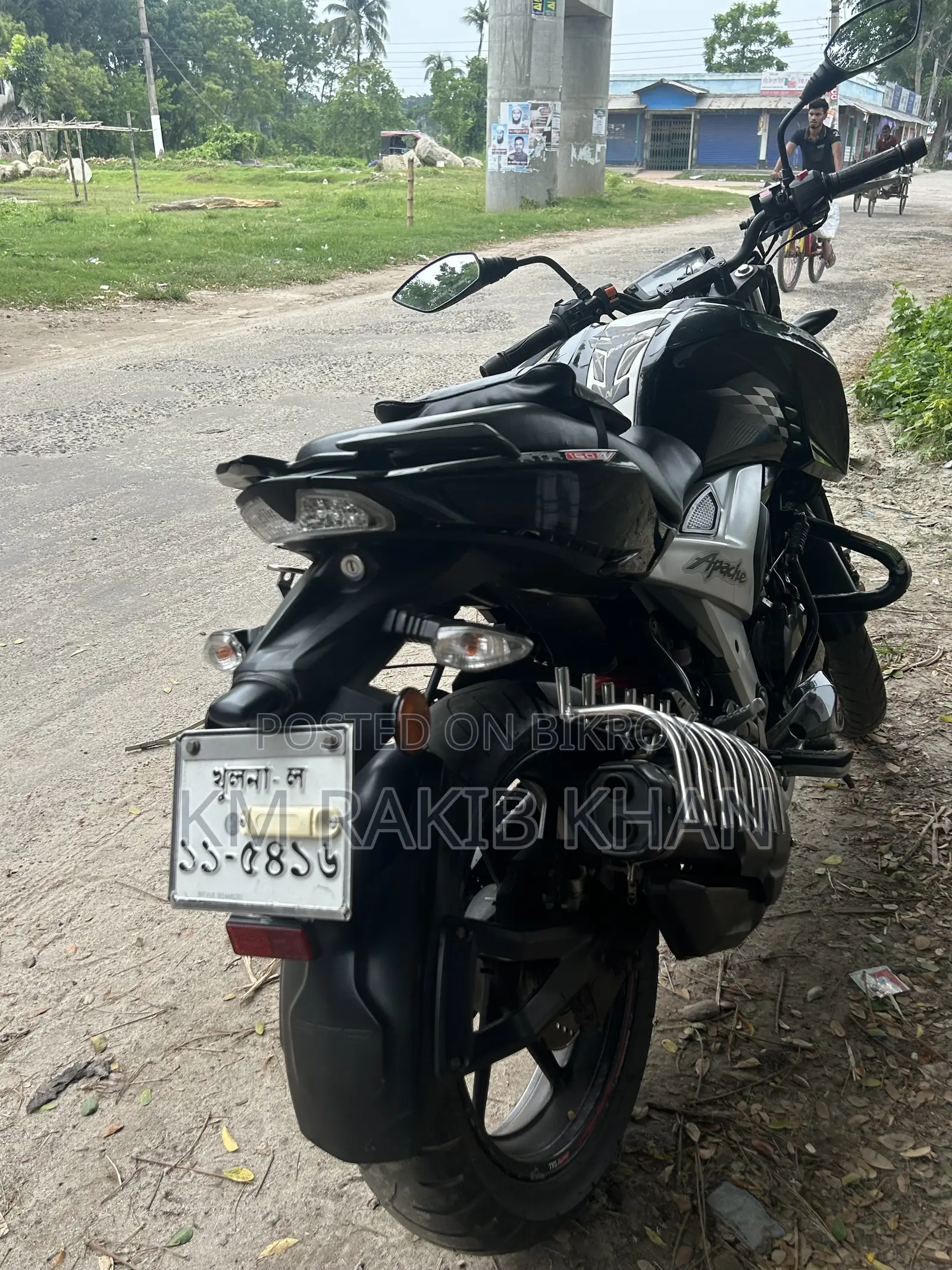 নতুন টিভিএস অ্যাপাচি ১৬০ ৪ভি ২০১৯ কালো