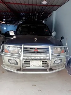 Mitsubishi Pajero 2002 Black
