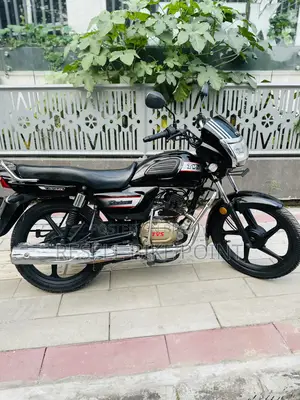 TVS Radeon 2022 Red