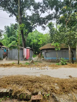 4 decimal ready plot for sale – perfect for living
