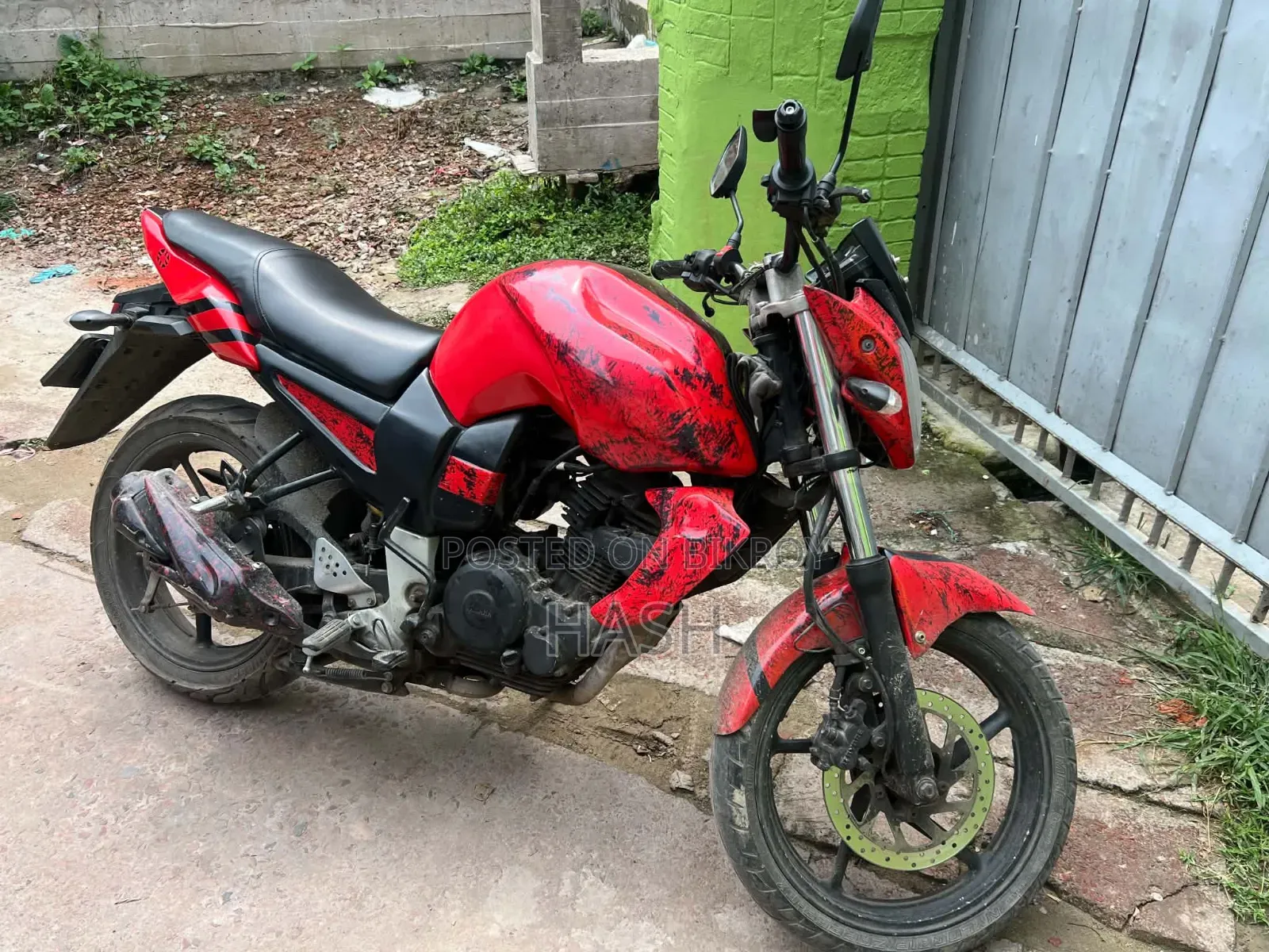 Yamaha FZ 2012 Red