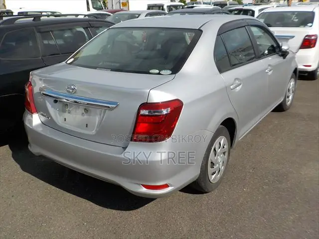 Toyota Axio 2020 Silver