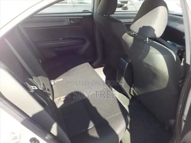 Toyota Axio 2020 Silver
