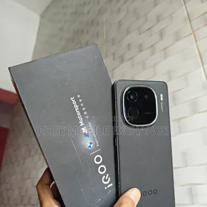 Vivo iQOO 256 GB Black