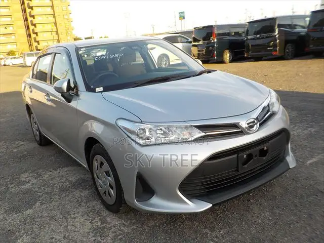 Toyota Axio 2020 Silver