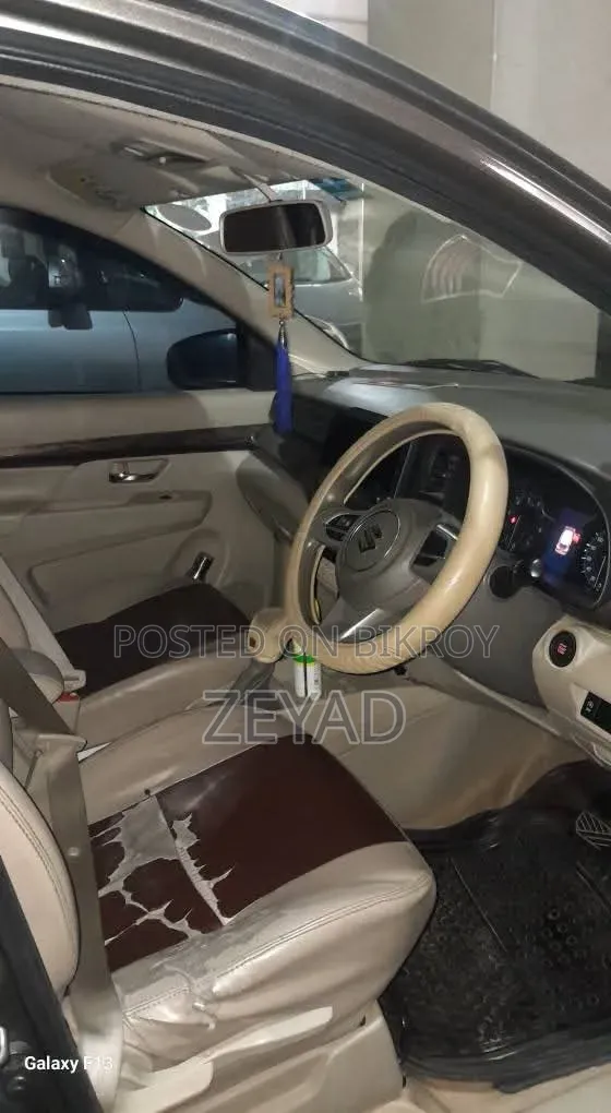 Suzuki Ertiga 2019 Gray