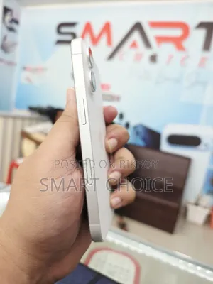Apple iPhone 16 128 GB White