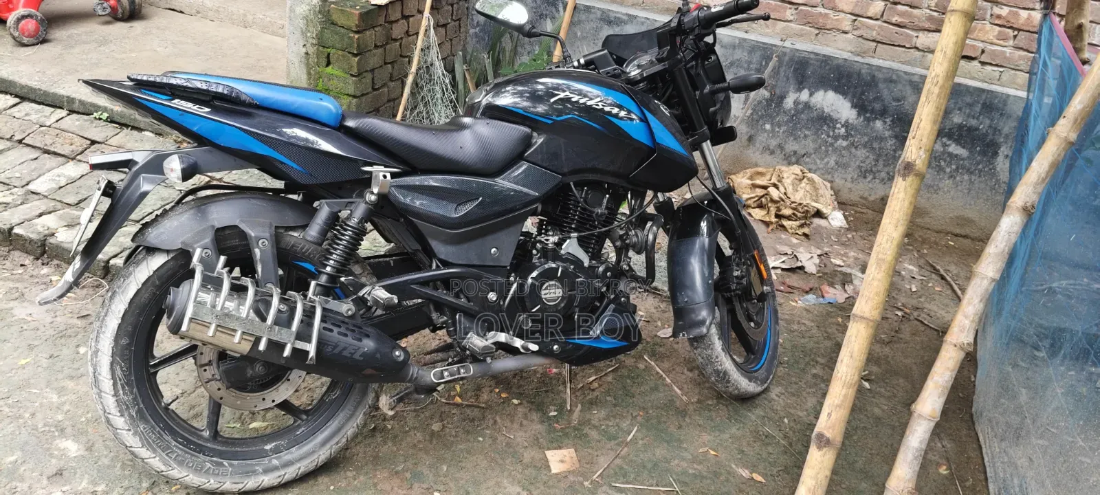 বাজাজ পালসার ১৫০ ২০২৩ ব্লু