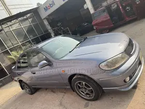 Nissan Sunny B15 Sedan 1.3 2002 Blue
