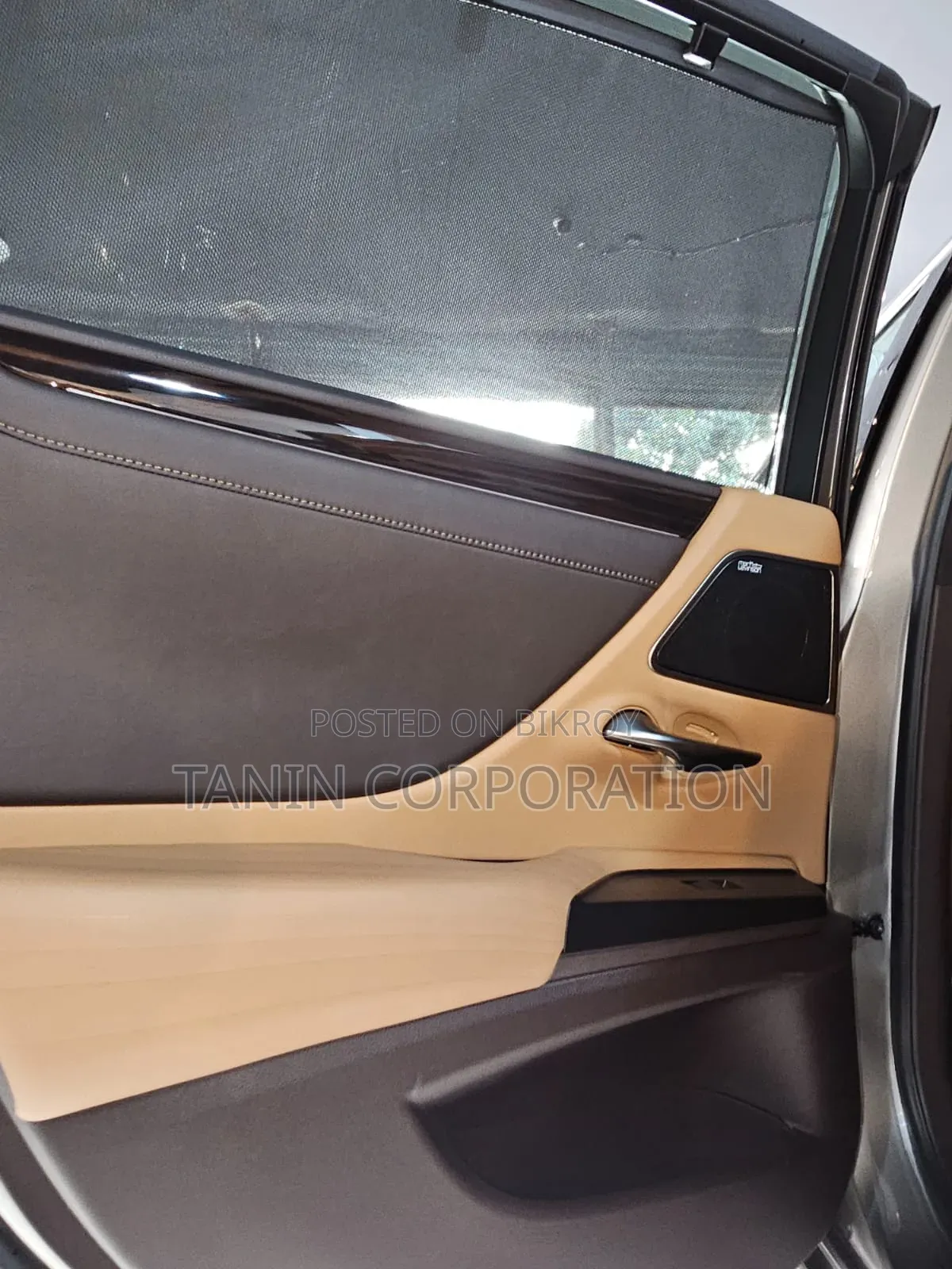 Lexus ES 2021
