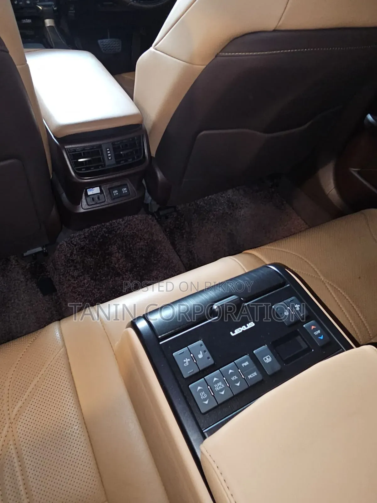 Lexus ES 2021