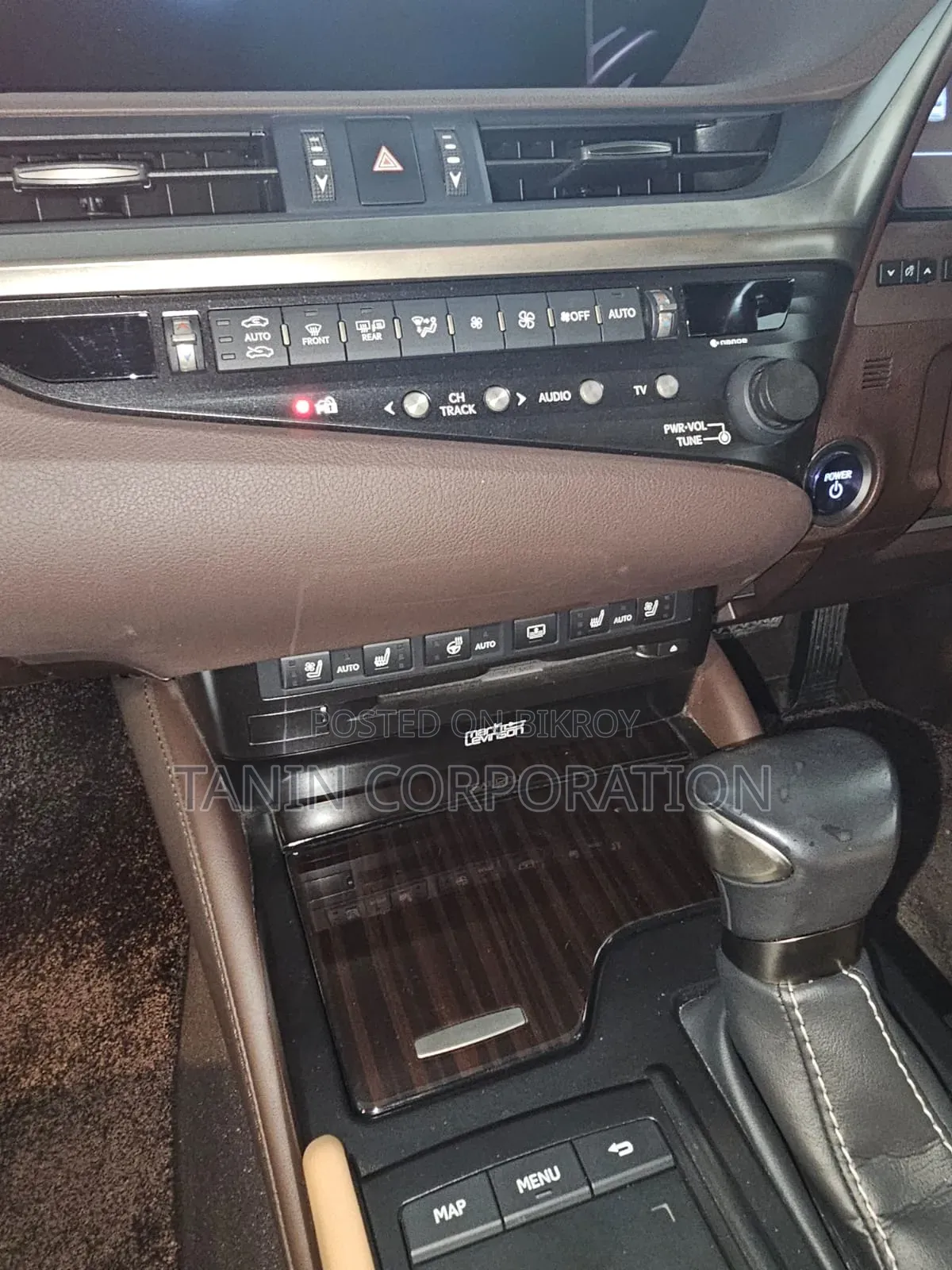 Lexus ES 2021