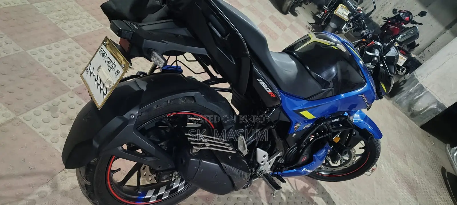 Hero Thriller 160R 2021 Blue