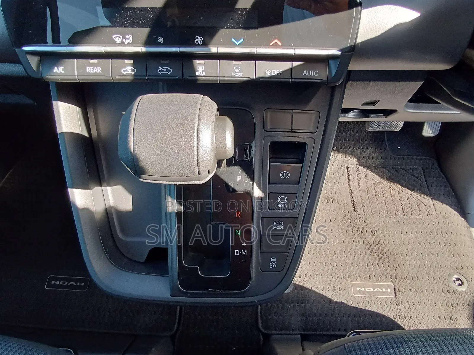 Toyota Noah 2022 Gray