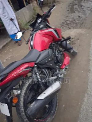 TVS Apache RTR 160 2V 2022 Red